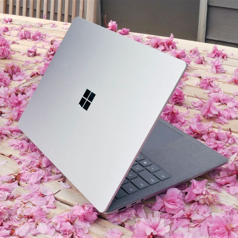 Microsoft Surface Laptop 4